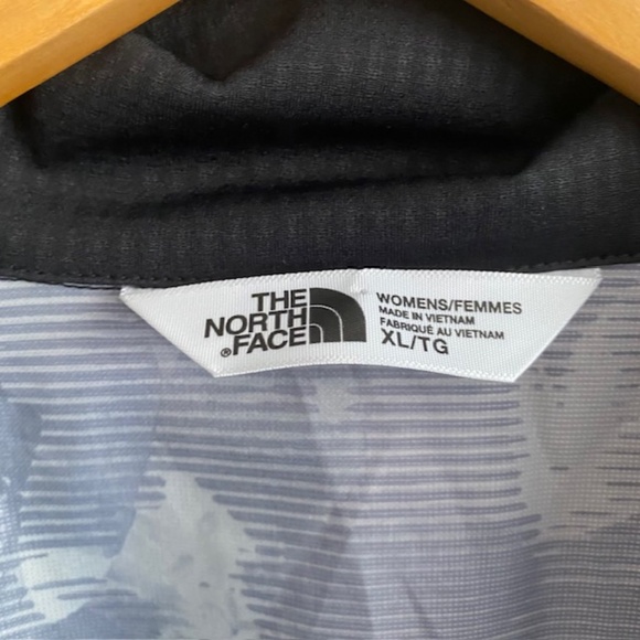 "The North Face" Gray and Black Windbreaker Lightweight Jacket Size XL - Picture 4 of 4